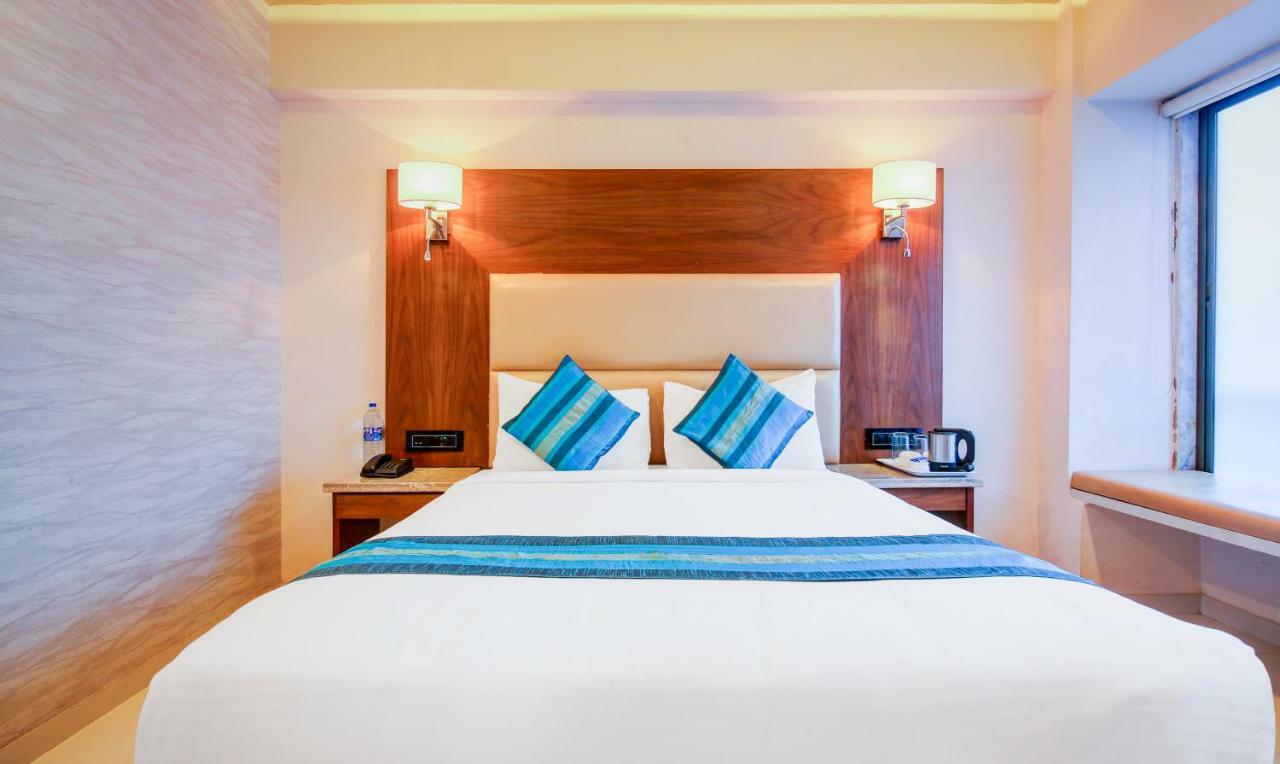 Hotel Oxford Mumbai Exterior photo