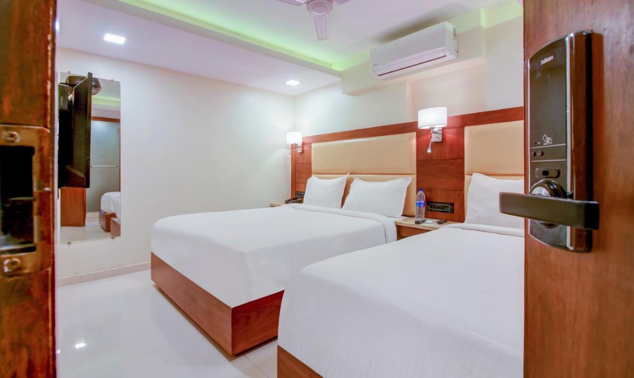 Hotel Oxford Mumbai Exterior photo